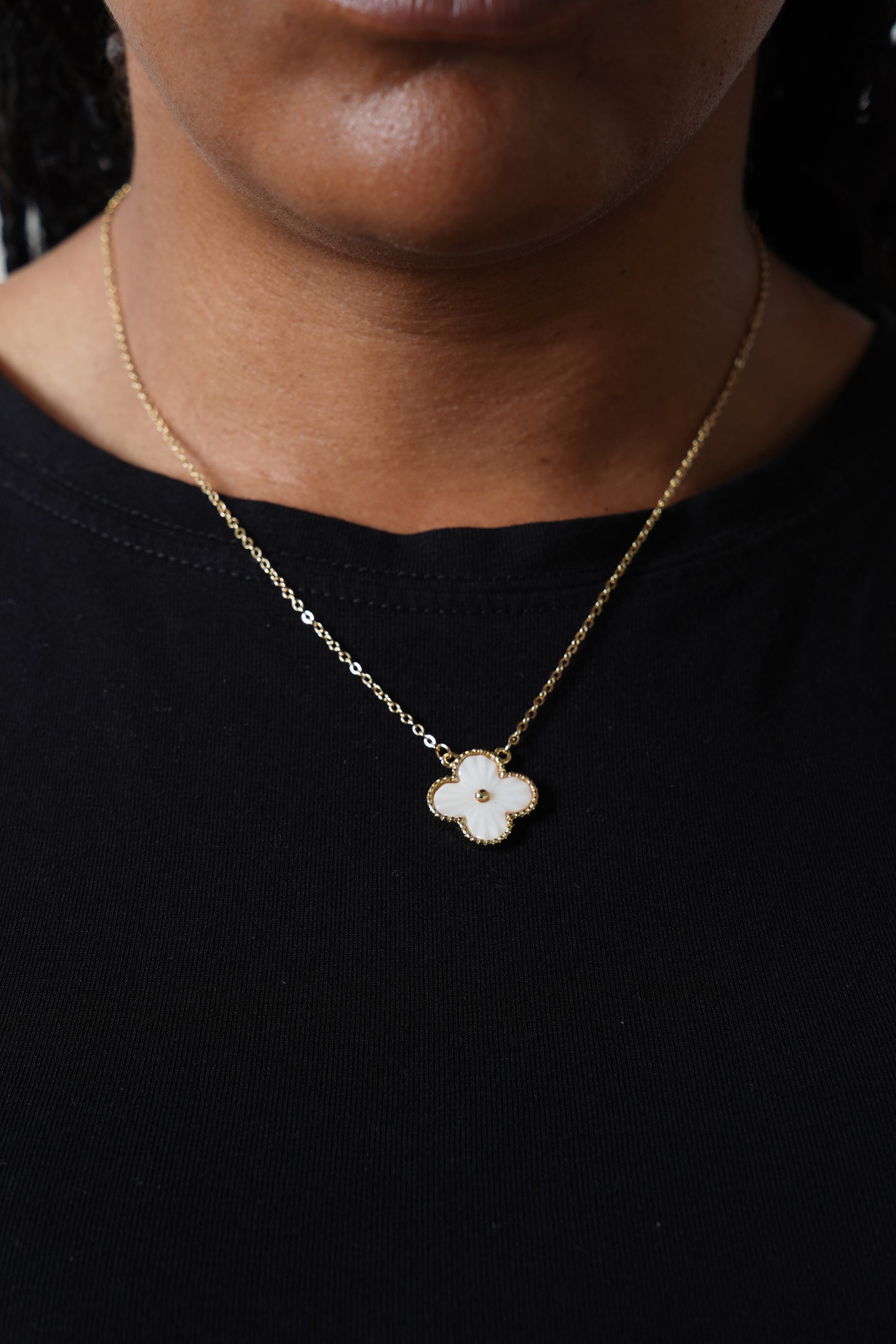 Gold Clover Necklace with White Pearl